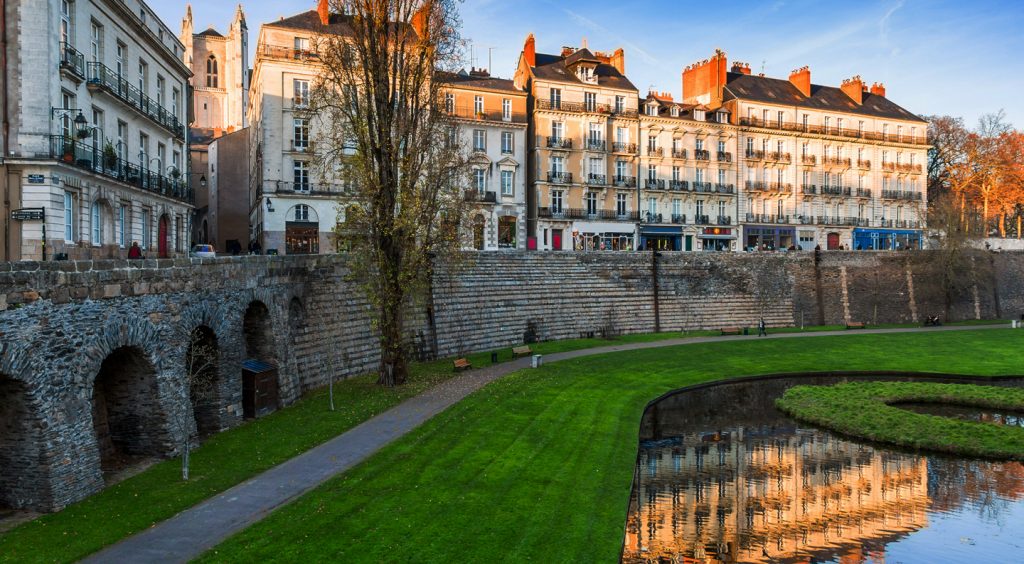Pour quel type de location opter pour un séjour dans les Pays de la Loire ?