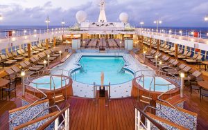 croisiere-regent-seven-seas-pool-deck