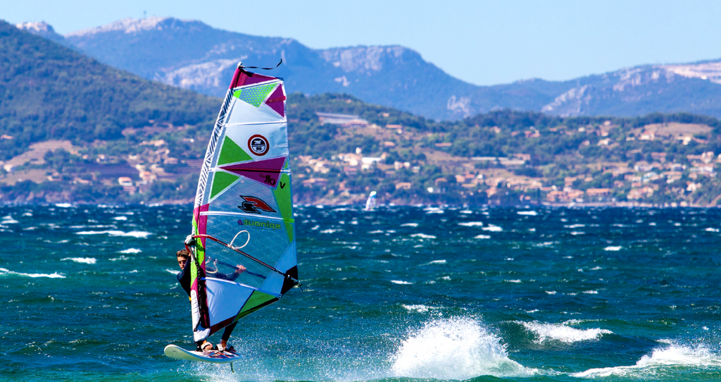 Hyères, dans le Var, la capitale du windsurf